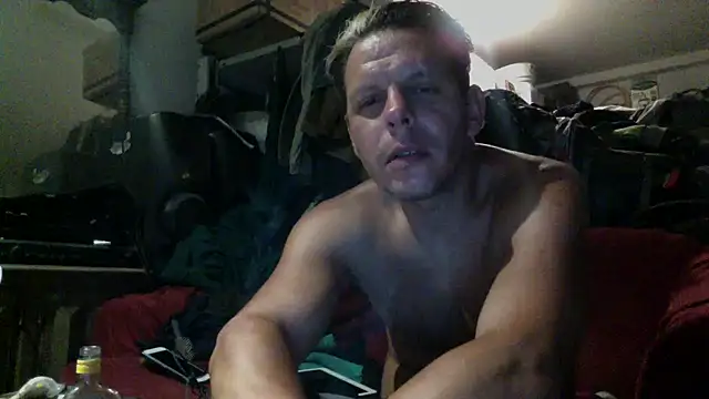 Snapshot of Phelyxx_elgato chatting on 06.17.26 Phelyxx elgato online show from 06.17.26