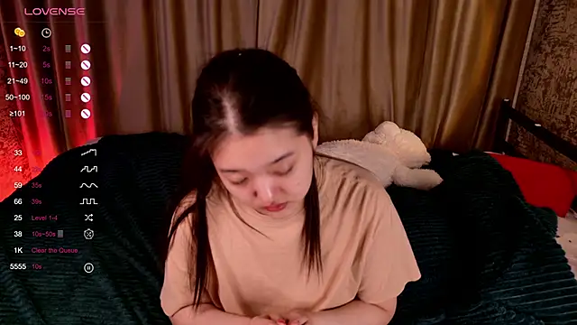 Snapshot of FreyaRaya chatting on 03.18.26 FreyaRaya online show from 03.18.26