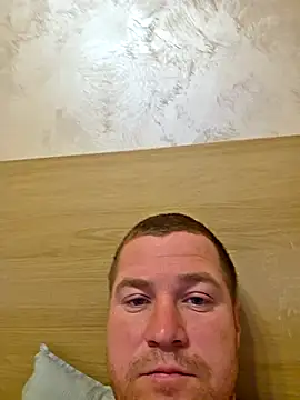 Snapshot of wresling5617 chatting on 02.14.26 wresling5617 online show from 02.14.26