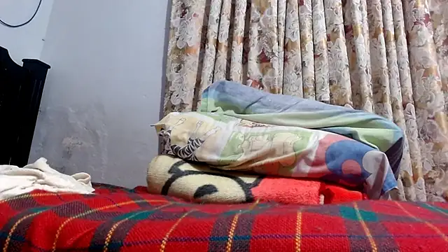 Snapshot of gollfather13 chatting on 02.21.25 gollfather13 online show from 02.21.25