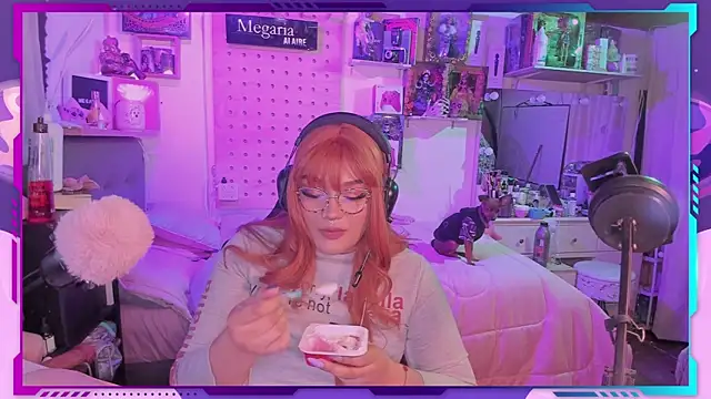 MegariaB online show from 10.14.25