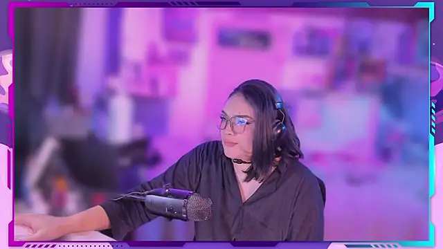 Snapshot of MegariaB chatting on 02.10.26 MegariaB online show from 02.10.26