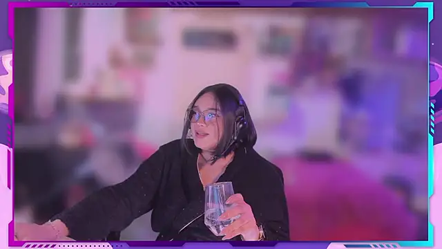 Snapshot of MegariaB chatting on 03.10.26 MegariaB online show from 03.10.26