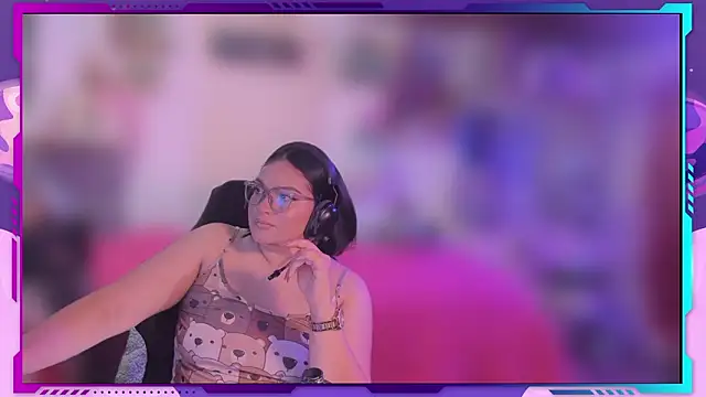 Snapshot of MegariaB chatting on 03.16.26 MegariaB online show from 03.16.26