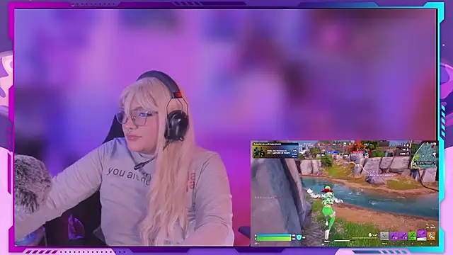 Snapshot of MegariaB chatting on 03.20.26 MegariaB online show from 03.20.26