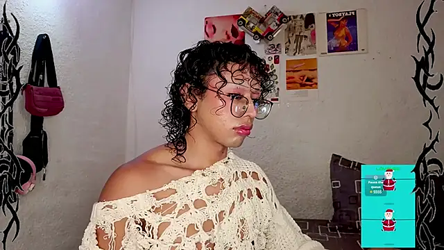 Snapshot of angelsdustxxx chatting on 01.02.25 angelsdustxxx online show from 01.02.25