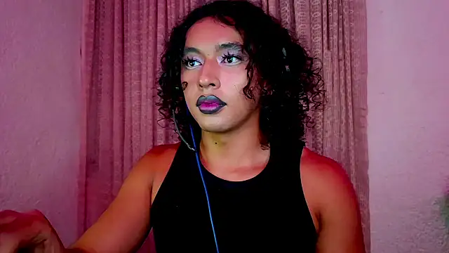 Snapshot of angelsdustxxx chatting on 09.23.25 angelsdustxxx online show from 09.23.25