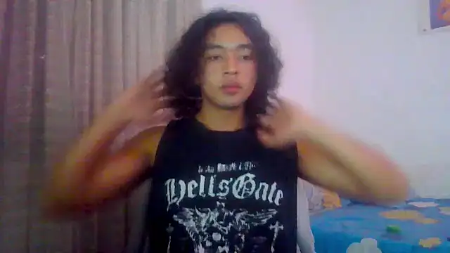 Snapshot of angelsdustxxx chatting on 09.30.25 angelsdustxxx online show from 09.30.25