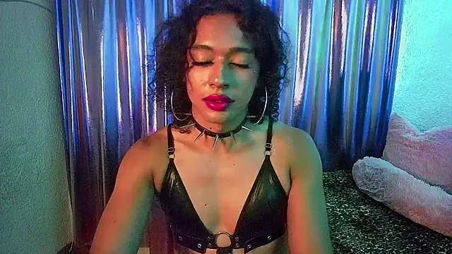 Snapshot of angelsdustxxx chatting on 06.05.26 angelsdustxxx online show from 06.05.26