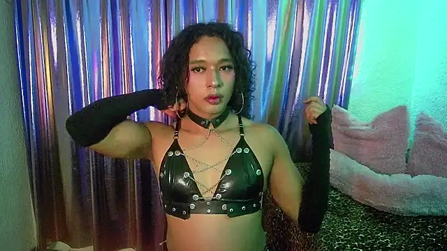 Snapshot of angelsdustxxx chatting on 06.06.26 angelsdustxxx online show from 06.06.26