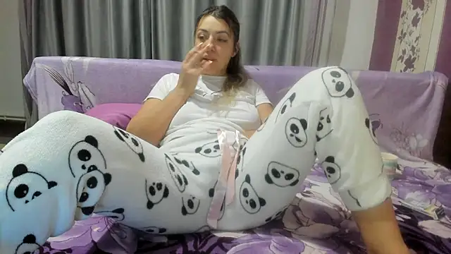 Dyana Kaylinn online show from 12.06.24