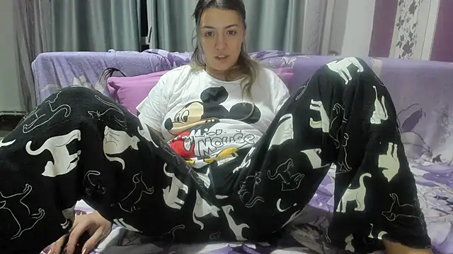 Dyana Kaylinn online show from 12.14.24