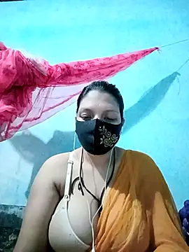 Snapshot of Depte- chatting on 11.11.25 Depte- online show from 11.11.25