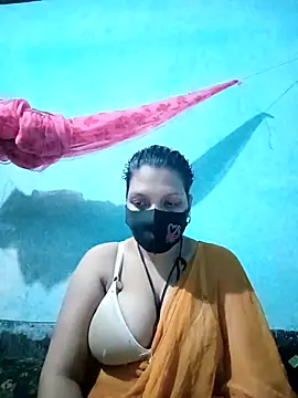 Snapshot of Depte- chatting on 11.12.25 Depte- online show from 11.12.25