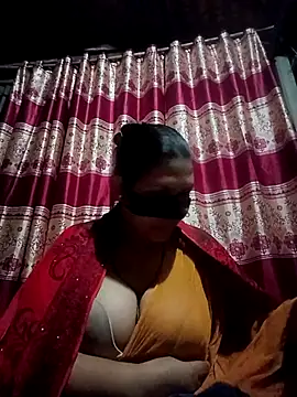 Snapshot of Depte- chatting on 11.17.25 Depte- online show from 11.17.25