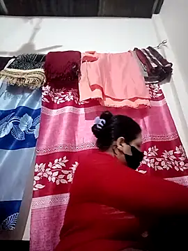 Snapshot of Depte- chatting on 12.17.25 Depte- online show from 12.17.25