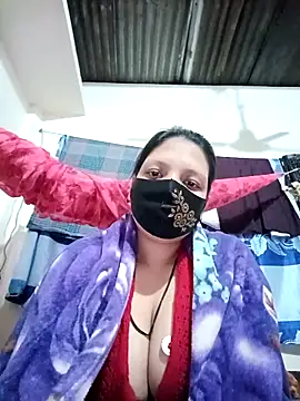 Snapshot of Depte- chatting on 12.22.25 Depte- online show from 12.22.25