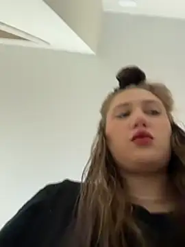 Snapshot of JessiMur chatting on 01.07.26 JessiMur online show from 01.07.26