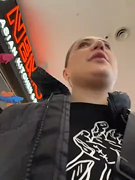 Snapshot of JessiMur chatting on 01.08.26 JessiMur online show from 01.08.26