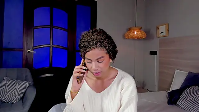 nayah   online show from 11.19.25