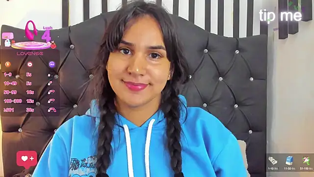 Snapshot of Kagome01 chatting on 03.18.25 Kagome01 online show from 03.18.25