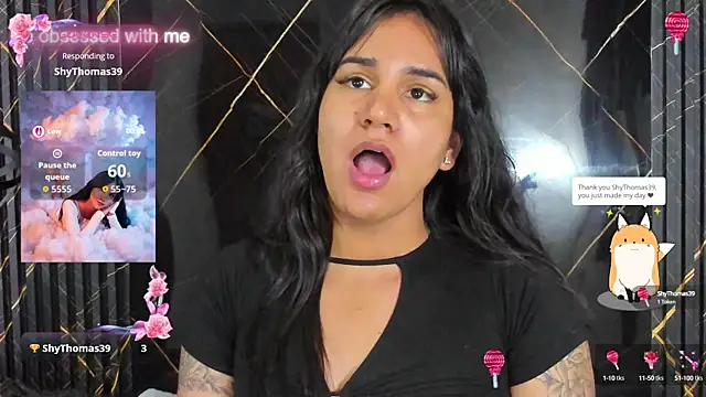 Snapshot of Kagome01 chatting on 10.12.25 Kagome01 online show from 10.12.25