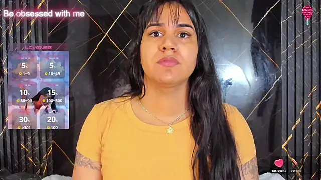 Snapshot of Kagome01 chatting on 11.16.25 Kagome01 online show from 11.16.25