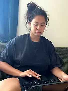 Snapshot of VanessaBling chatting on 01.10.26 VanessaBling online show from 01.10.26