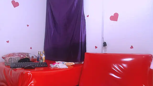 Snapshot of seductivespellvagina80 chatting on 02.19.26 seductivespellvagina80 online show from 02.19.26