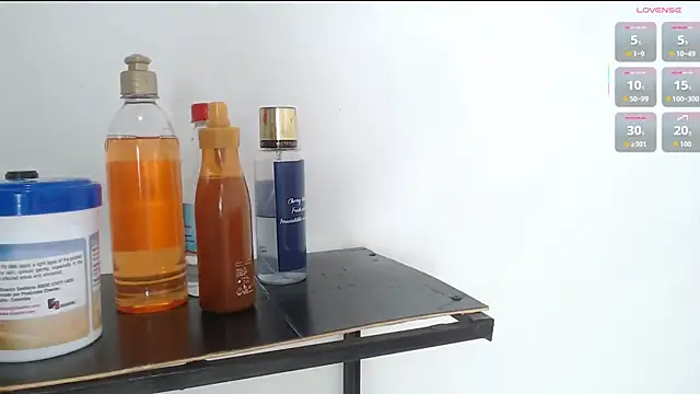 Snapshot of seductivespellvagina80 chatting on 03.20.26 seductivespellvagina80 online show from 03.20.26