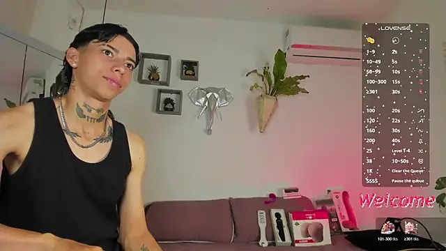 AmberAdams  online show from 12.14.25