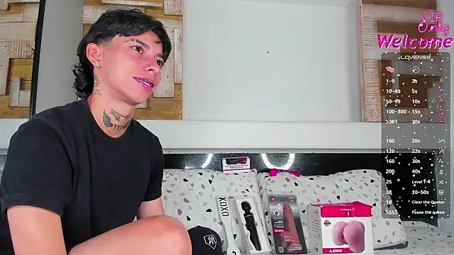 AmberAdams  online show from 02.23.26