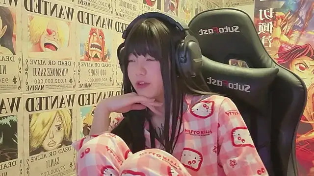 Snapshot of SNAKEgirlQAQ chatting on 06.03.26 SNAKEgirlQAQ online show from 06.03.26