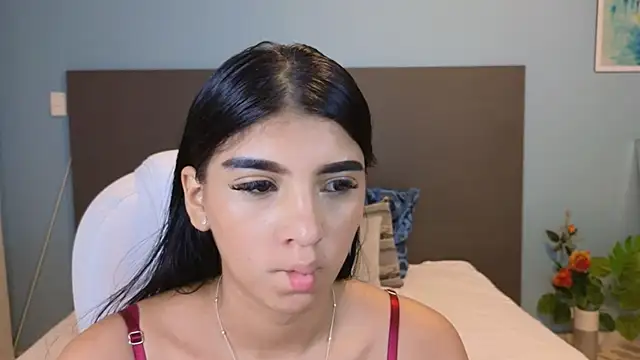 Snapshot of maiaa_ruiz chatting on 12.02.24 maiaa ruiz online show from 12.02.24