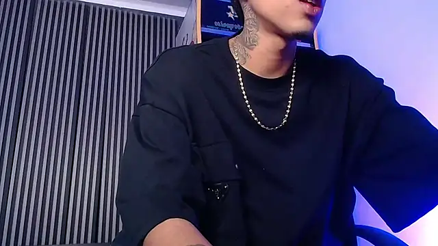 Liam lee online show from 03.02.25