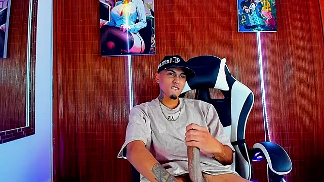 Liam lee online show from 02.17.26