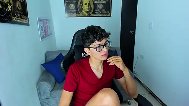 TylerWhite  online show from 02.07.25