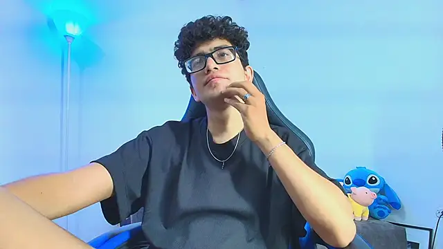 TylerWhite  online show from 09.24.25