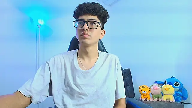 TylerWhite  online show from 10.07.25