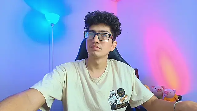 TylerWhite  online show from 01.06.26