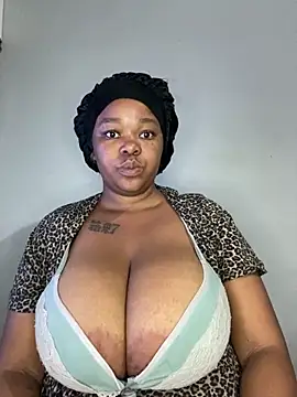 Mandy-101 online show from 10.29.25