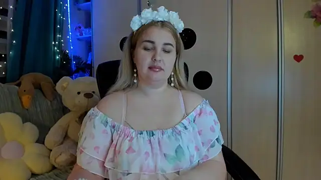 Snapshot of CoraSwon chatting on 03.01.26 CoraSwon online show from 03.01.26