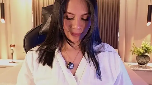 Snapshot of Sofia_Convers chatting on 03.13.26 Sofia Convers online show from 03.13.26