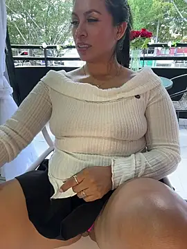 Sofia Convers online show from 07.28.26