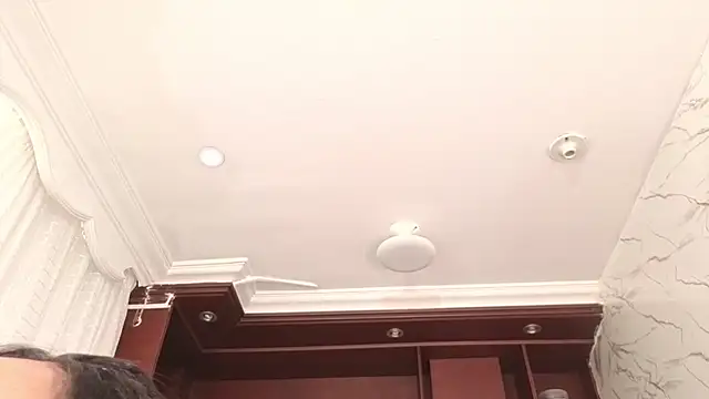 Snapshot of AmberNix chatting on 11.03.25 AmberNix online show from 11.03.25