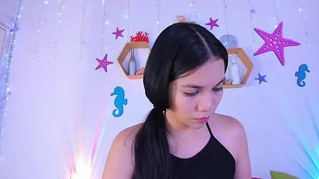 Emiily Parkerr online show from 11.28.25