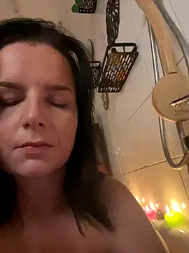 Snapshot of Off__Melonenmandy chatting on 11.23.25 Off Melonenmandy online show from 11.23.25