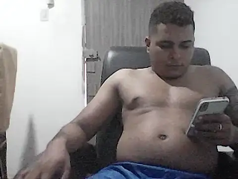 Snapshot of SaucyAffair0 chatting on 03.09.25 SaucyAffair0 online show from 03.09.25