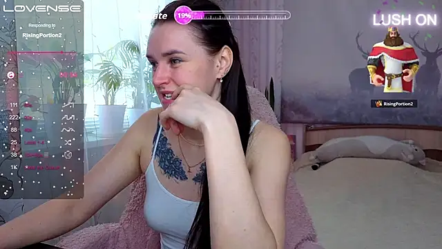 Snapshot of Bella__Swoon chatting on 04.16.26 Bella Swoon online show from 04.16.26
