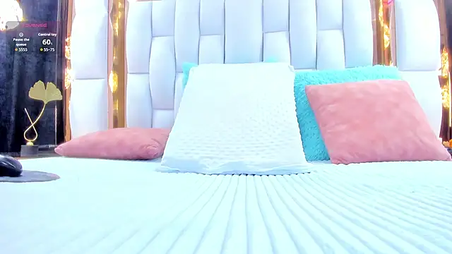 RileySweett online show from 10.26.25